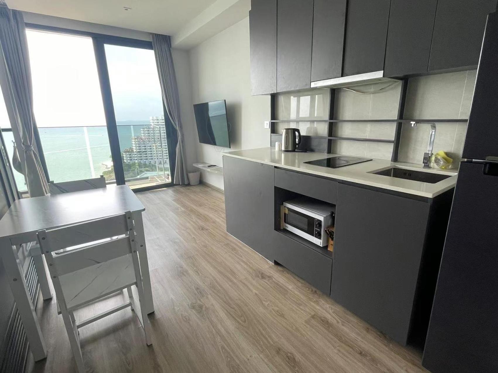 Andromeda Condo By Feng Pattaya Room photo