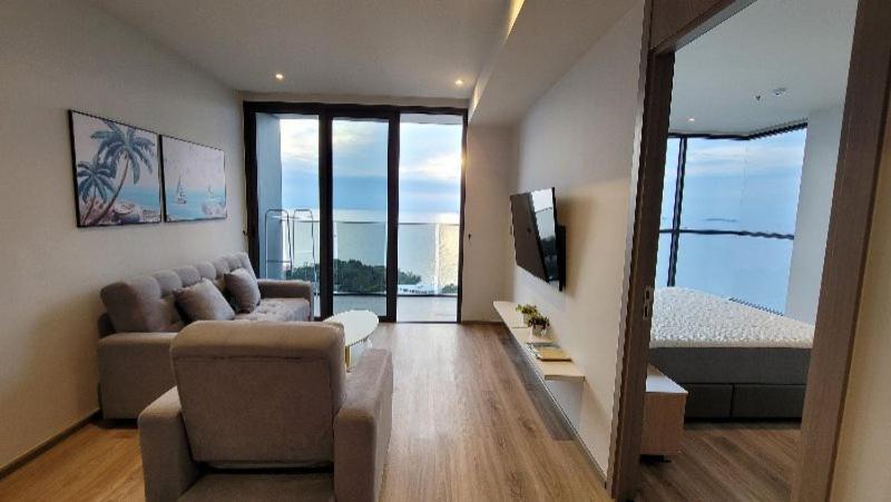 Andromeda Condo By Feng Pattaya Room photo