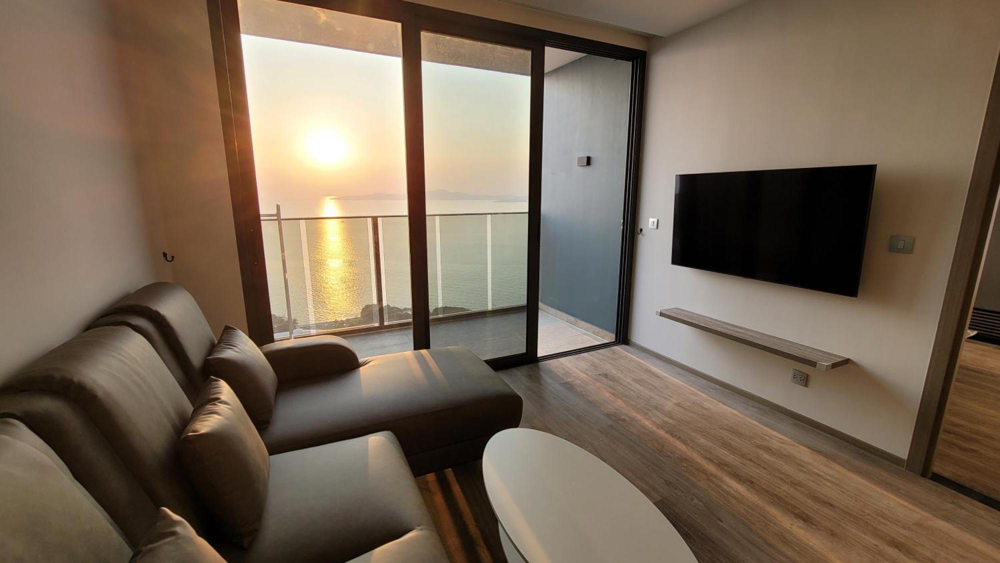 Andromeda Condo By Feng Pattaya Room photo