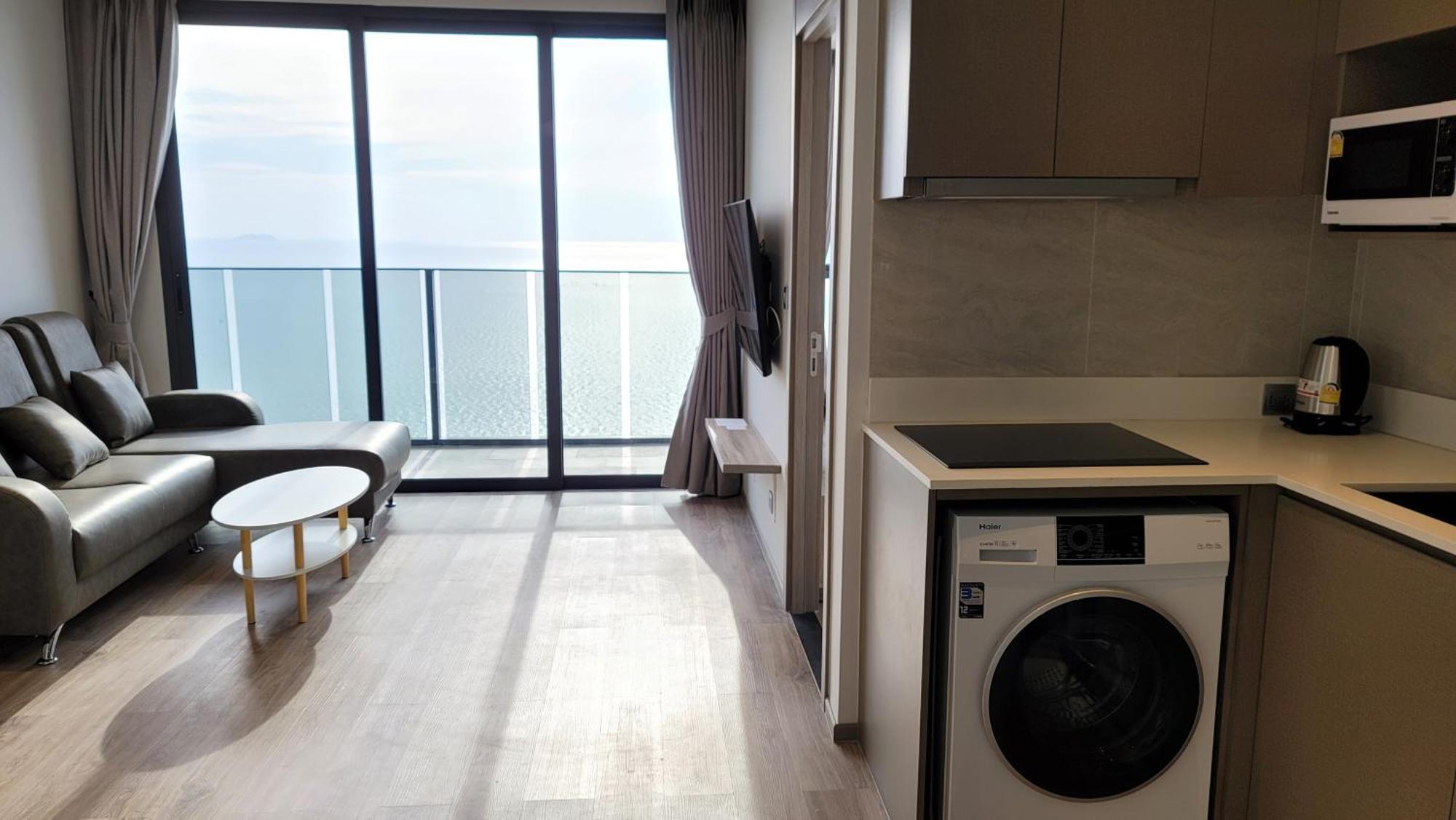 Andromeda Condo By Feng Pattaya Room photo